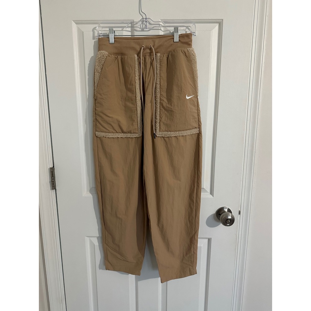Nike Women's Tan Sherpa Trim Jogger Pants Size S‎ DQ6809-200